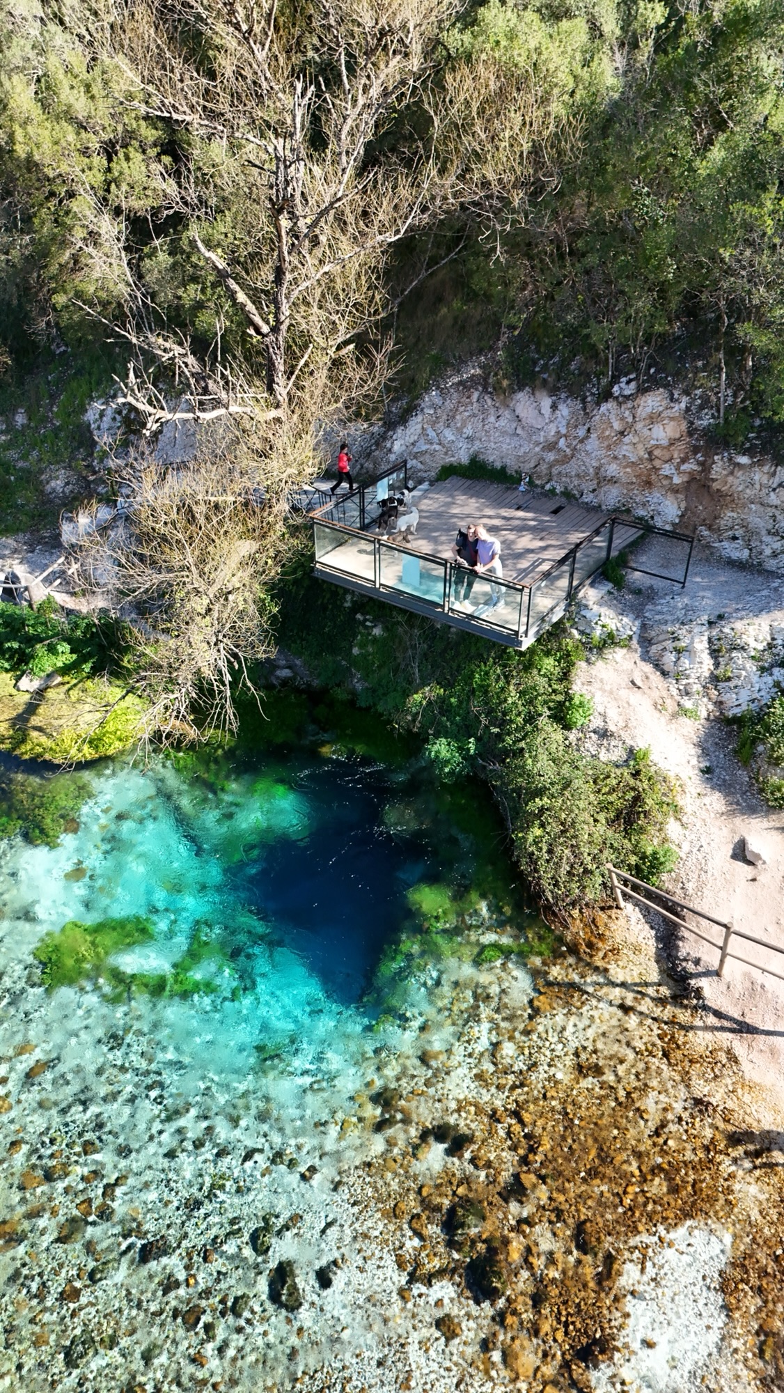 Blaues Auge Albanien an der Adria